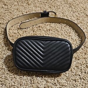 Steve Madden Black Quilted Belt Bag Fanny Pack Purse